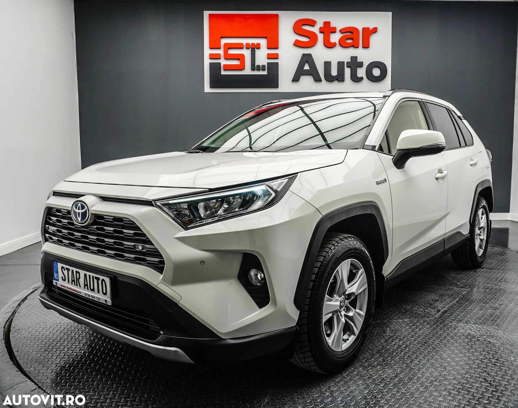 Toyota RAV4 2.5 Hybrid VVT-iE 4x4 Dynamic - 2
