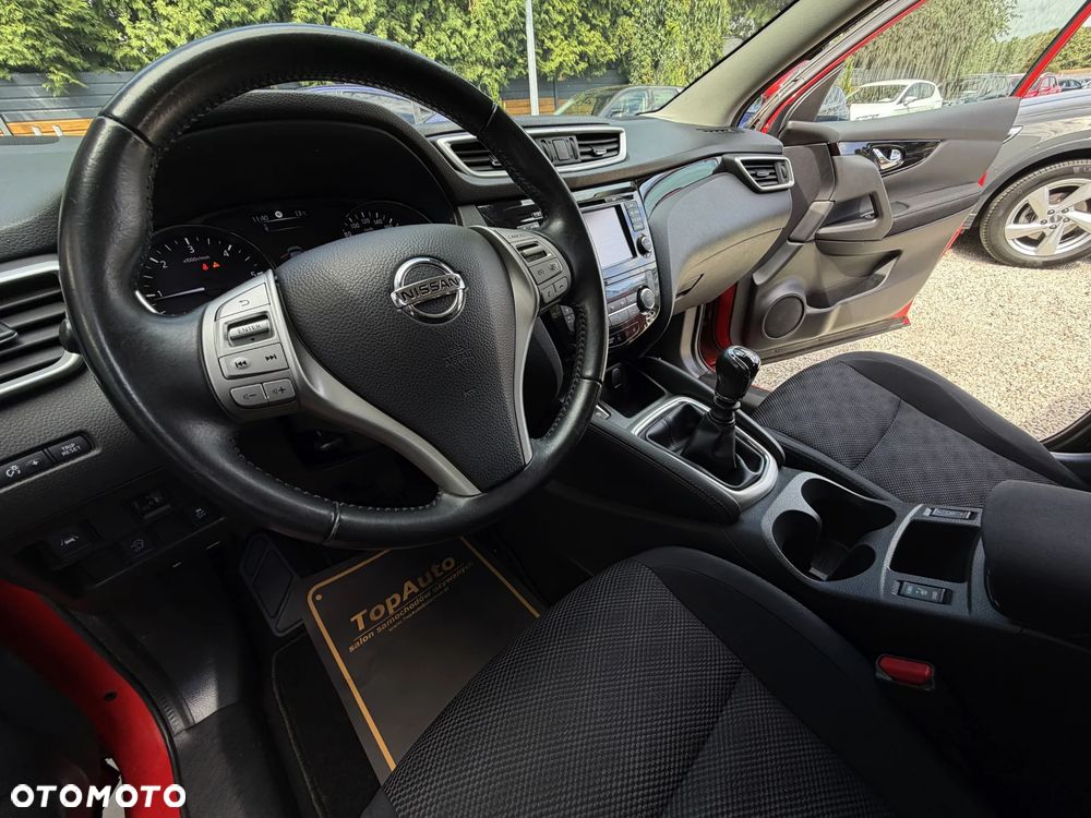 Nissan Qashqai 1.6 DCi N-Connecta - 19