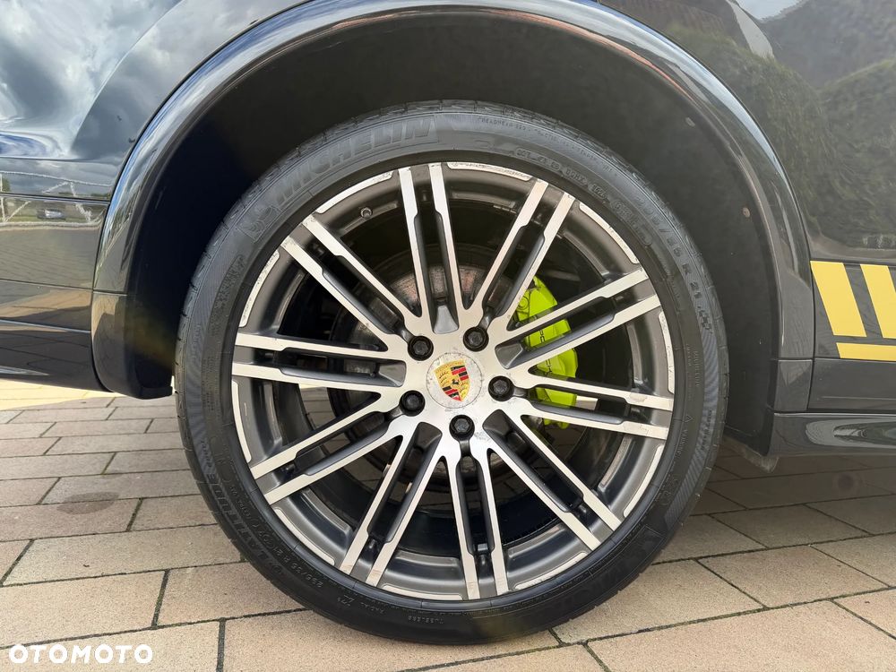 Porsche Cayenne Tiptronic S - 39