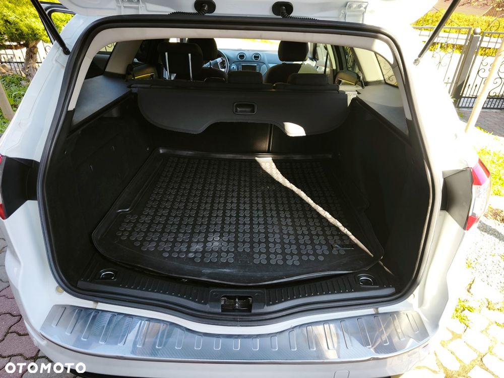 Ford Mondeo 2.0 TDCi Titanium - 10