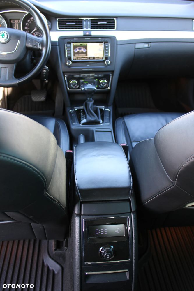 Skoda Superb 2.0 TDI DSG Comfort 4x4 - 15