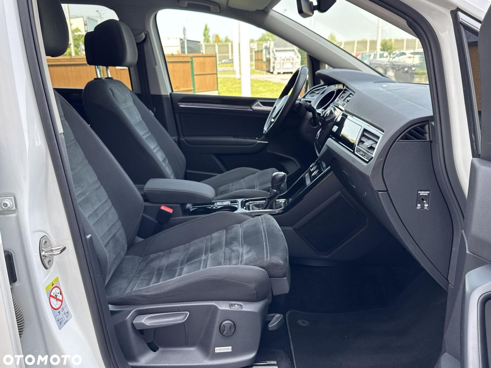 Volkswagen Touran 1.4 TSI BMT Highline DSG - 14