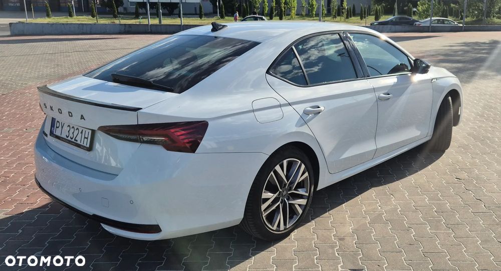 Skoda Octavia 1.5 TSI mHEV Sportline DSG - 5