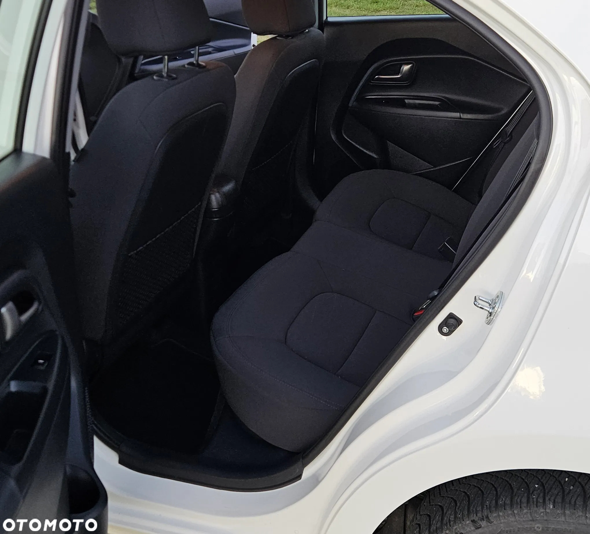 Kia Rio 1.4 CRDI Fifa World Cup Edition - 8