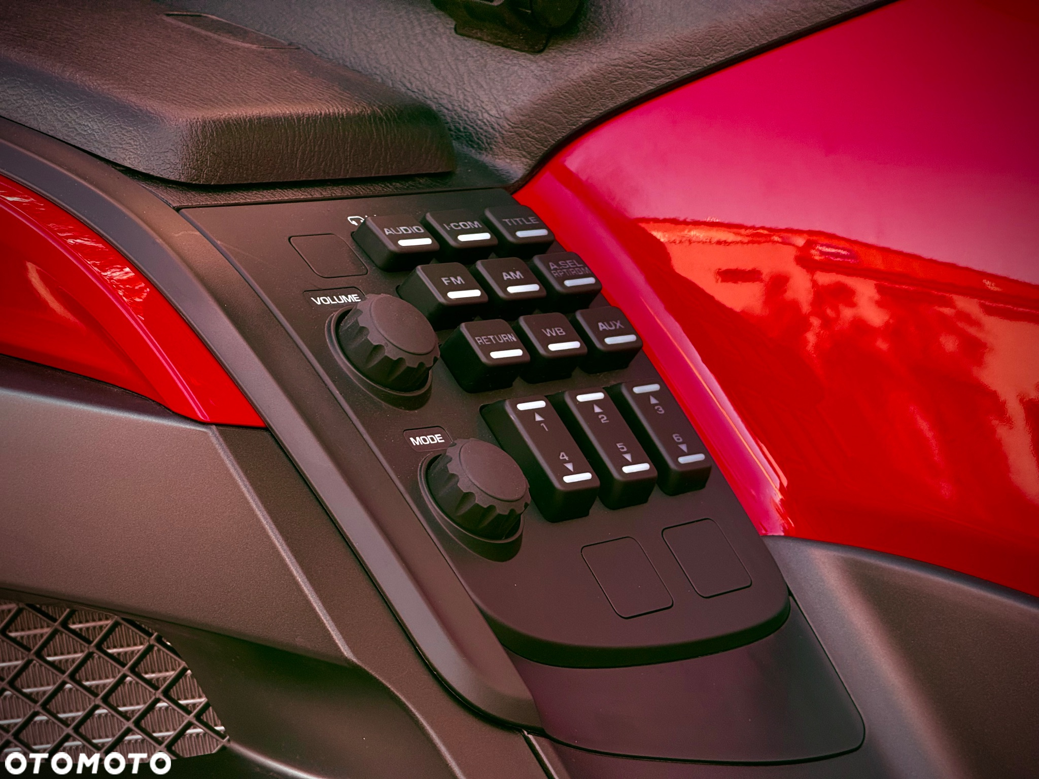 Honda GL - 12