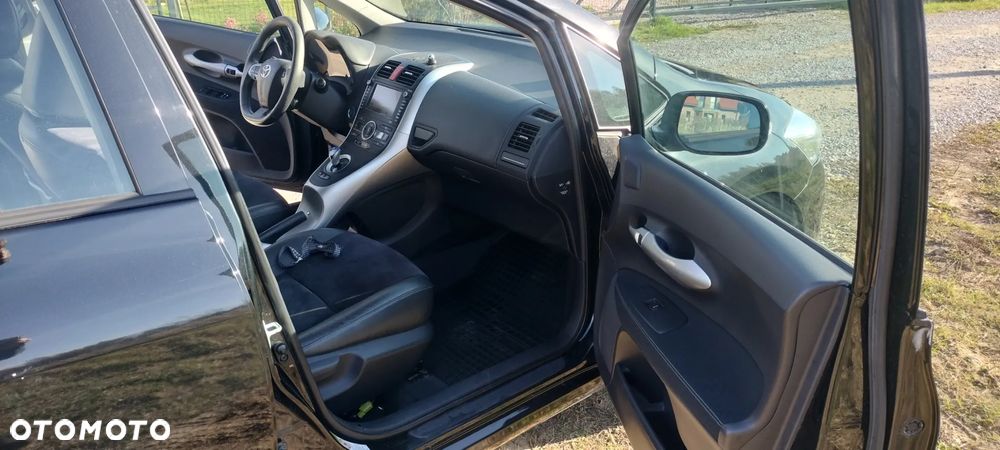 Toyota Auris 1.8 HSD Luna - 6