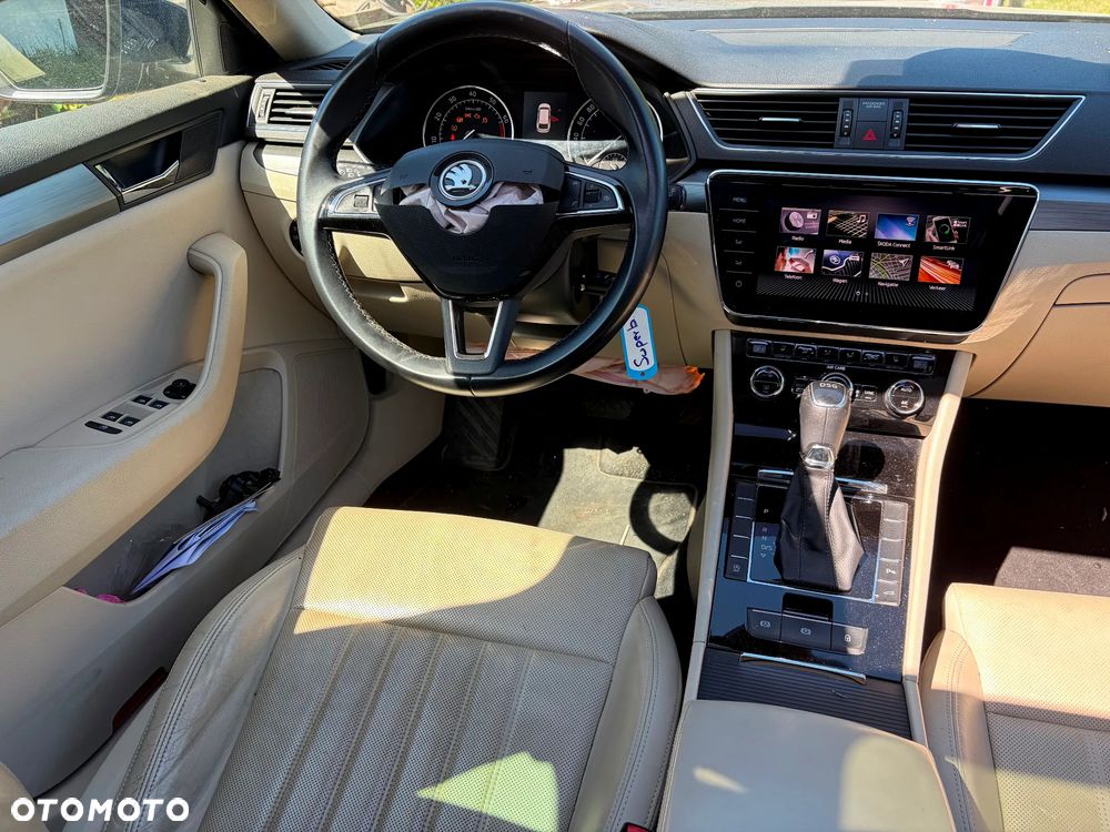 Skoda Superb 1.8 TSI DSG SportLine - 15