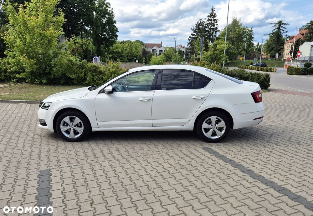 Skoda Octavia 1.4 TSI Joy DSG - 2