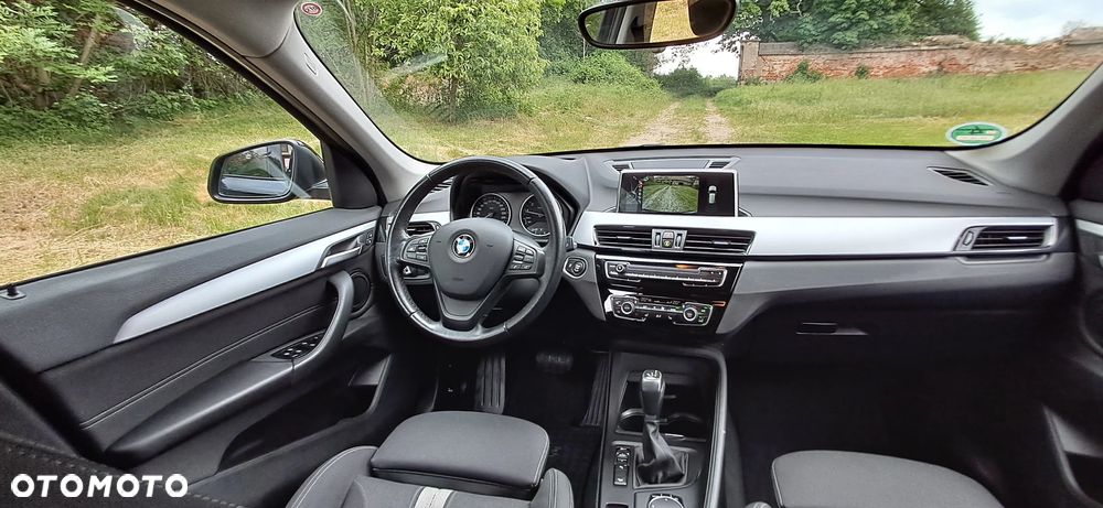 BMW X1 xDrive20i Advantage sport - 14