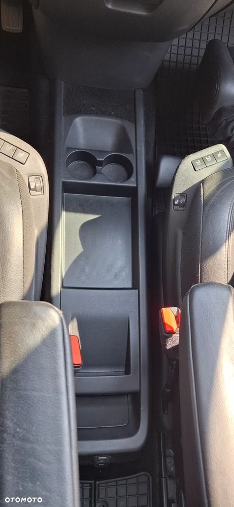 Citroën C4 Picasso 1.6 THP Exclusive S&S EAT6 - 9
