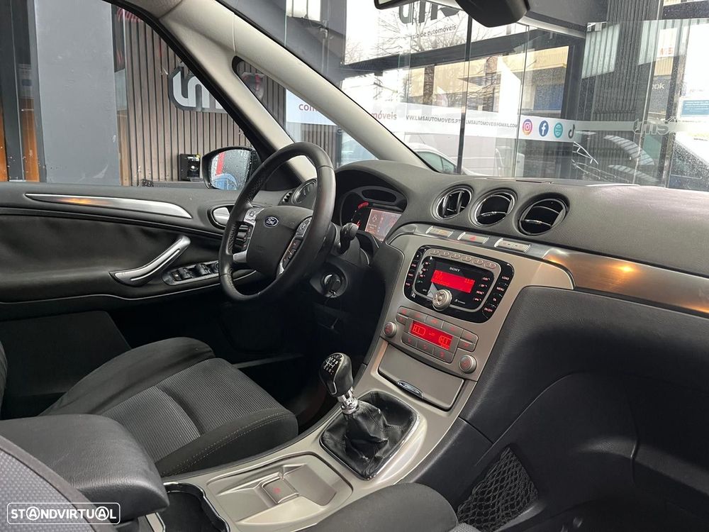 Ford S-Max 1.8 TDCi Titanium 7L - 9