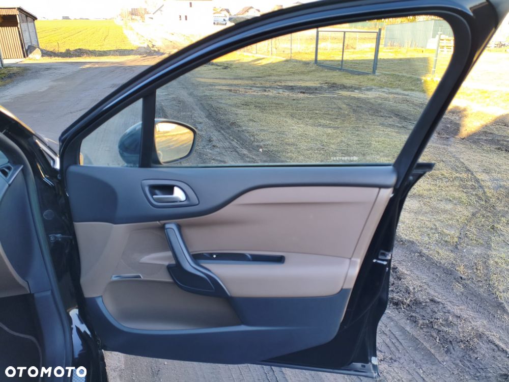 Citroën DS4 2.0 BlueHDi SoChic S&S - 15