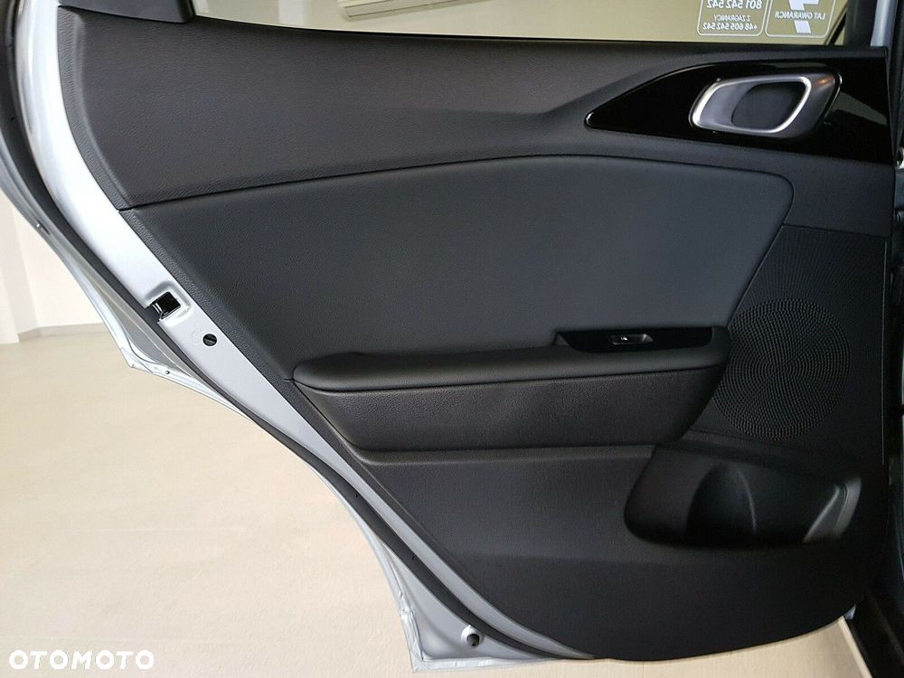 Kia XCeed 1.6 T-GDI Tribute DCT - 25