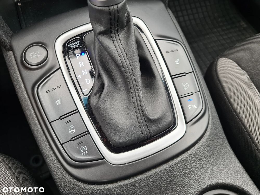Hyundai Kona 1.6 T-GDI Style DCT - 26