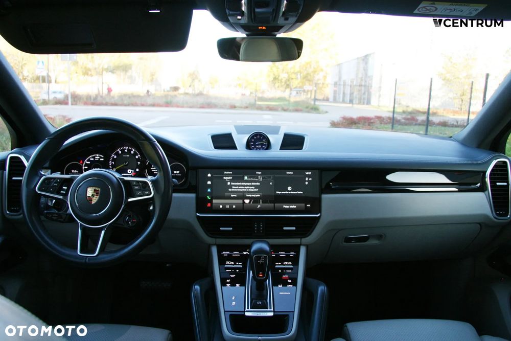 Porsche Cayenne E-Hybrid - 15