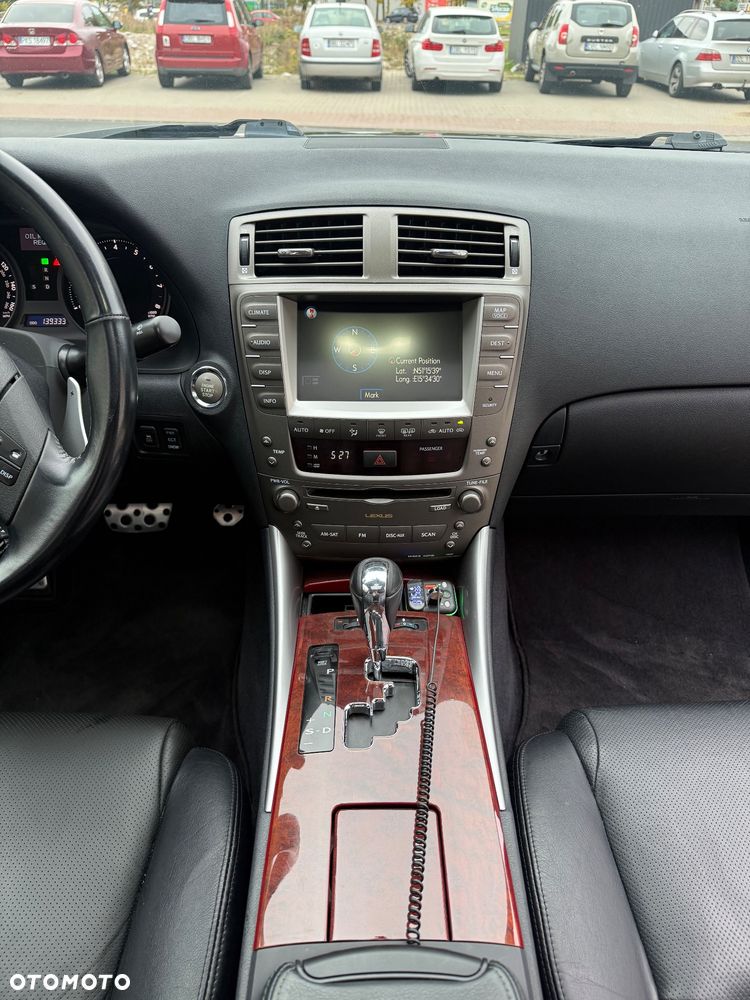Lexus IS 350 - 29