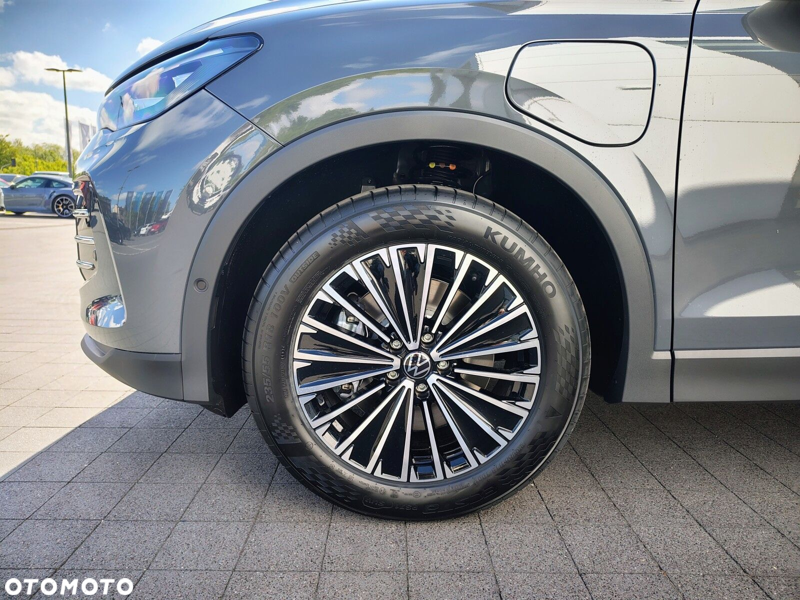 Volkswagen Tiguan - 7