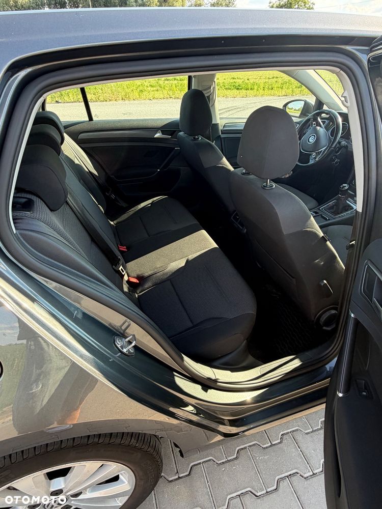 Volkswagen Golf 1.6 TDI BMT Comfortline - 16