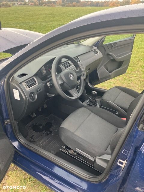 Skoda RAPID - 8