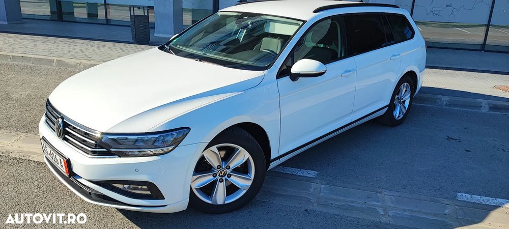 Volkswagen Passat 2.0 TDI SCR DSG Conceptline - 1