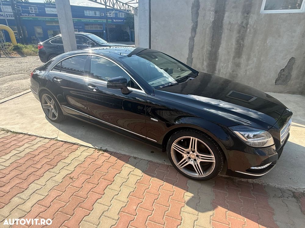 Mercedes-Benz CLS - 6