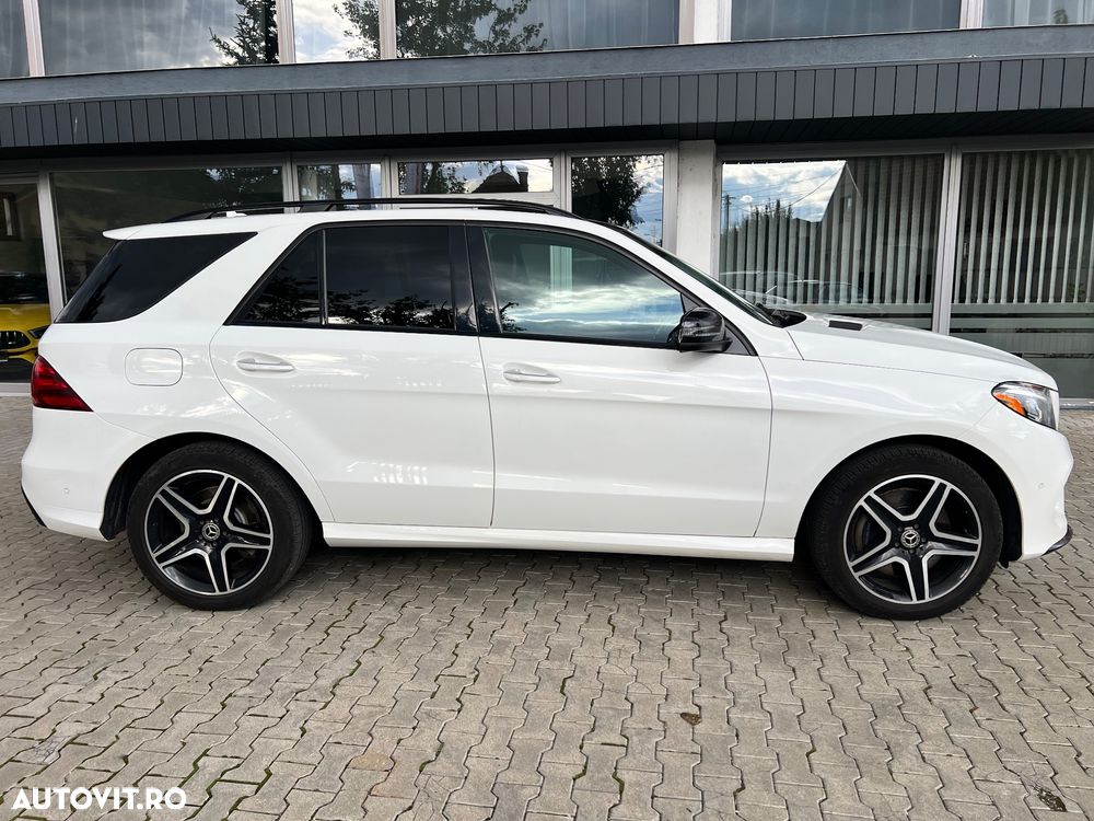 Mercedes-Benz GLE 400 4Matic 9G-TRONIC AMG Line - 2
