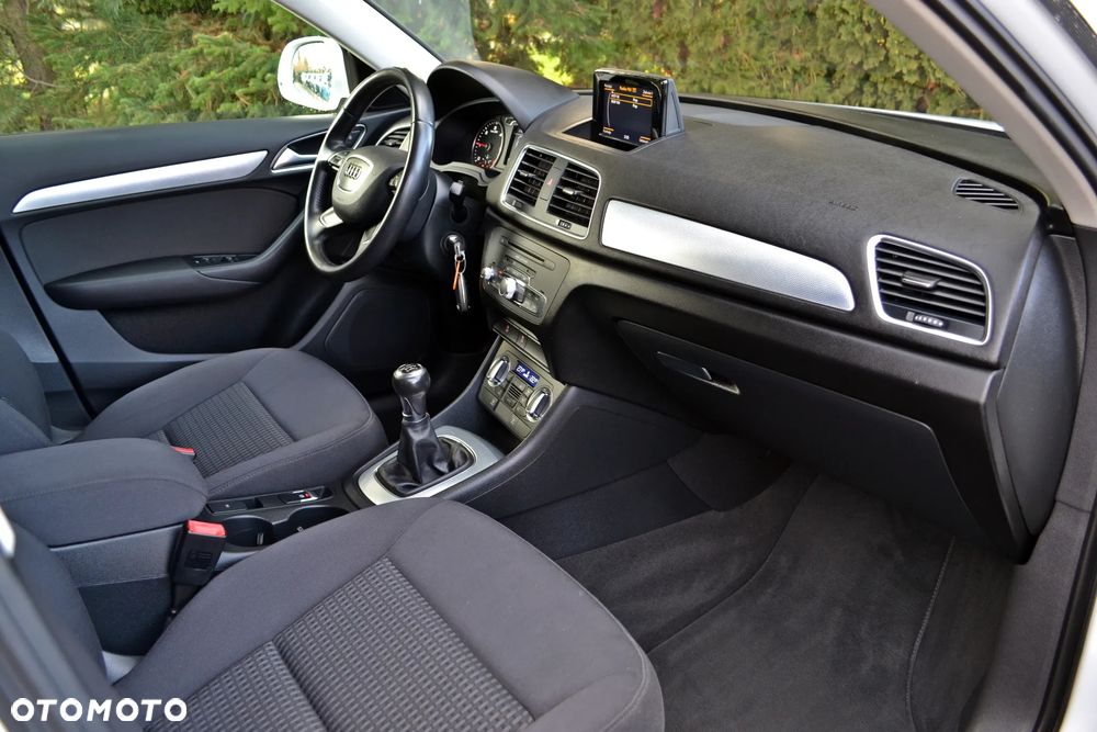 Audi Q3 2.0 TDI - 16