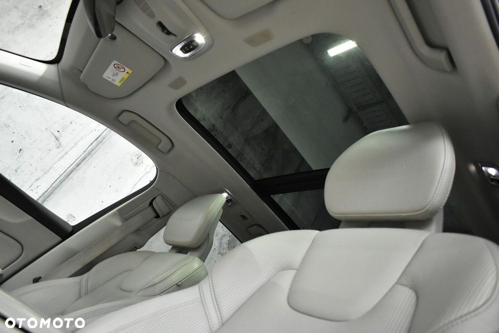 Volvo XC 60 - 12