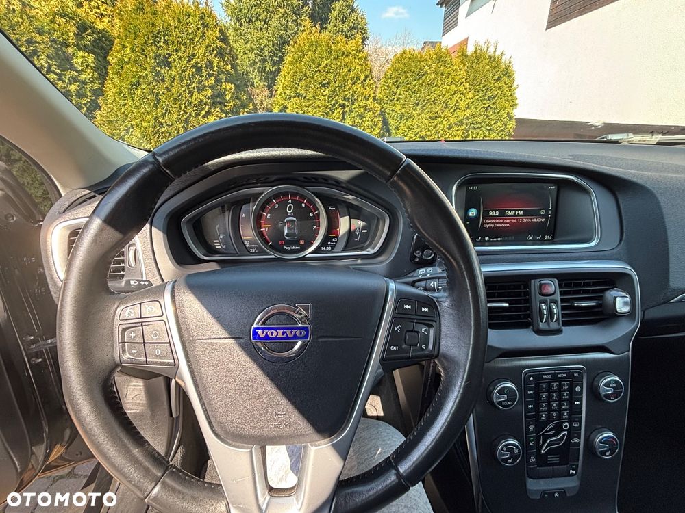 Volvo V40 Cross Country T3 Momentum - 10