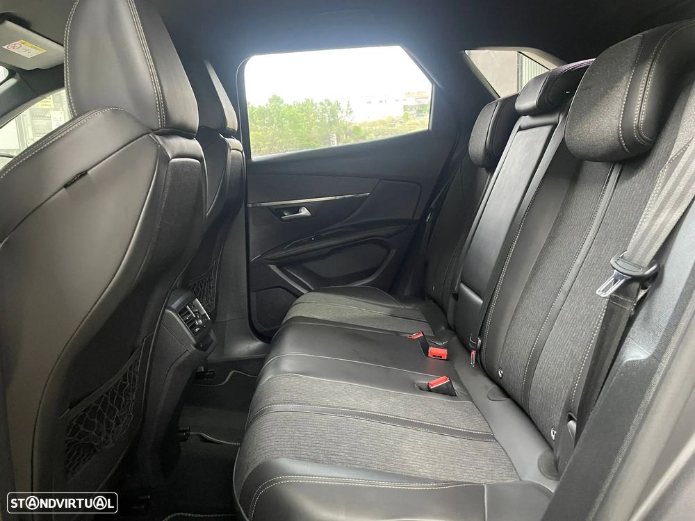 Peugeot 3008 2.0 BlueHDi GT Line EAT8 - 32