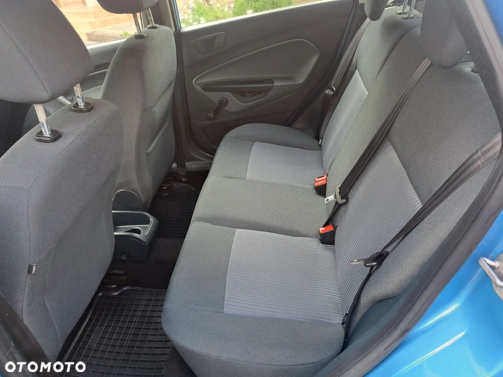 Ford Fiesta 1.25 Celebration - 13