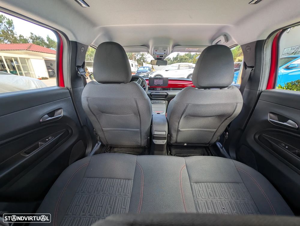 Fiat 600e 54 kWh (RED) - 9