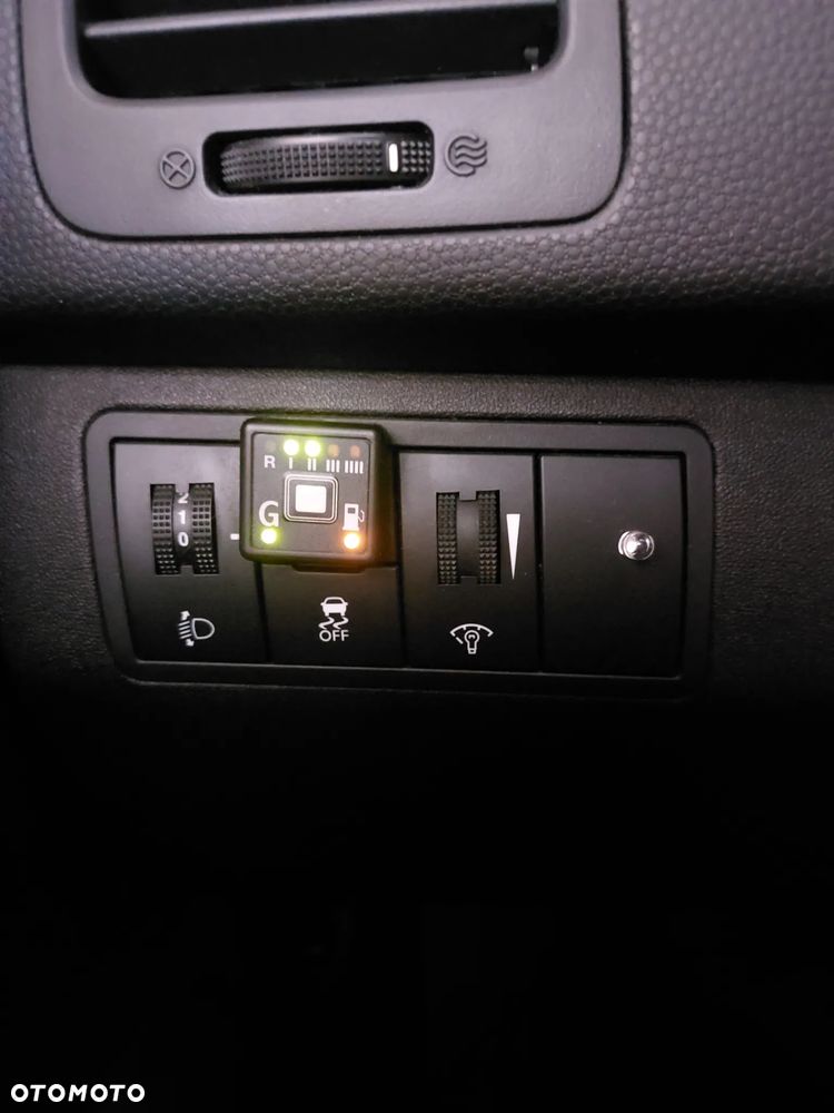 Kia Venga 1.6 M - 11