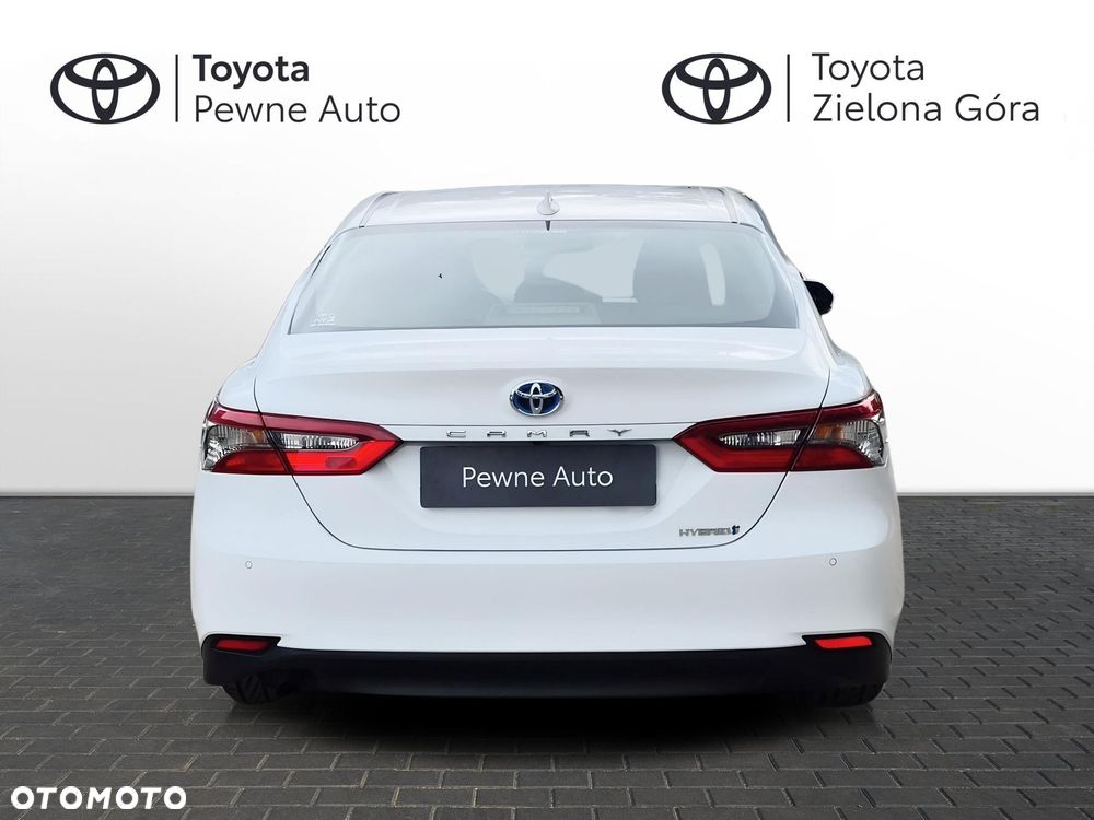 Toyota Camry 2.5 Hybrid Comfort CVT - 4