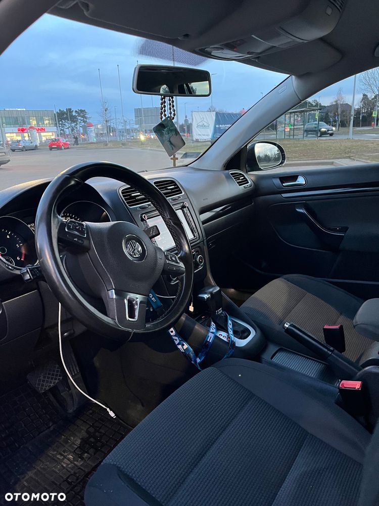 Volkswagen Golf VI 2.0 TDI Comfortline DSG - 28