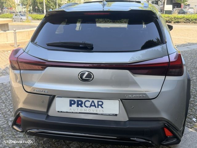 Lexus UX 250h - 4