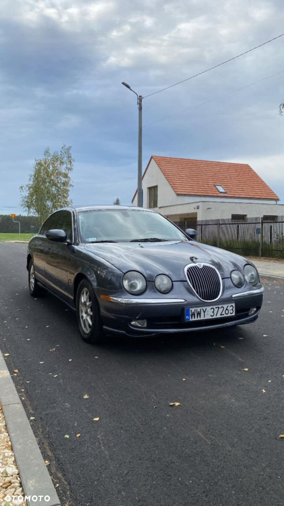 Jaguar S-Type - 14