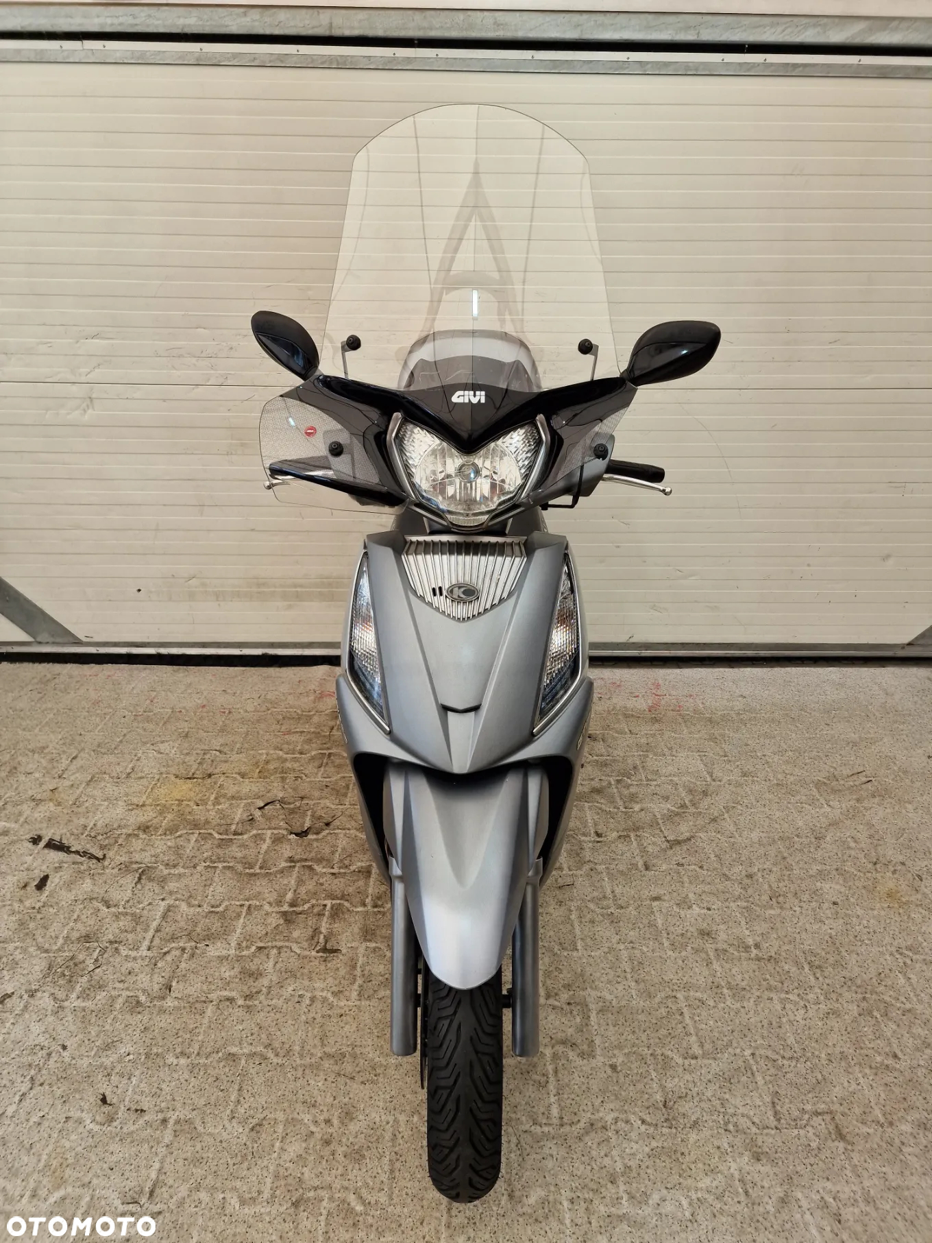 Kymco People - 14