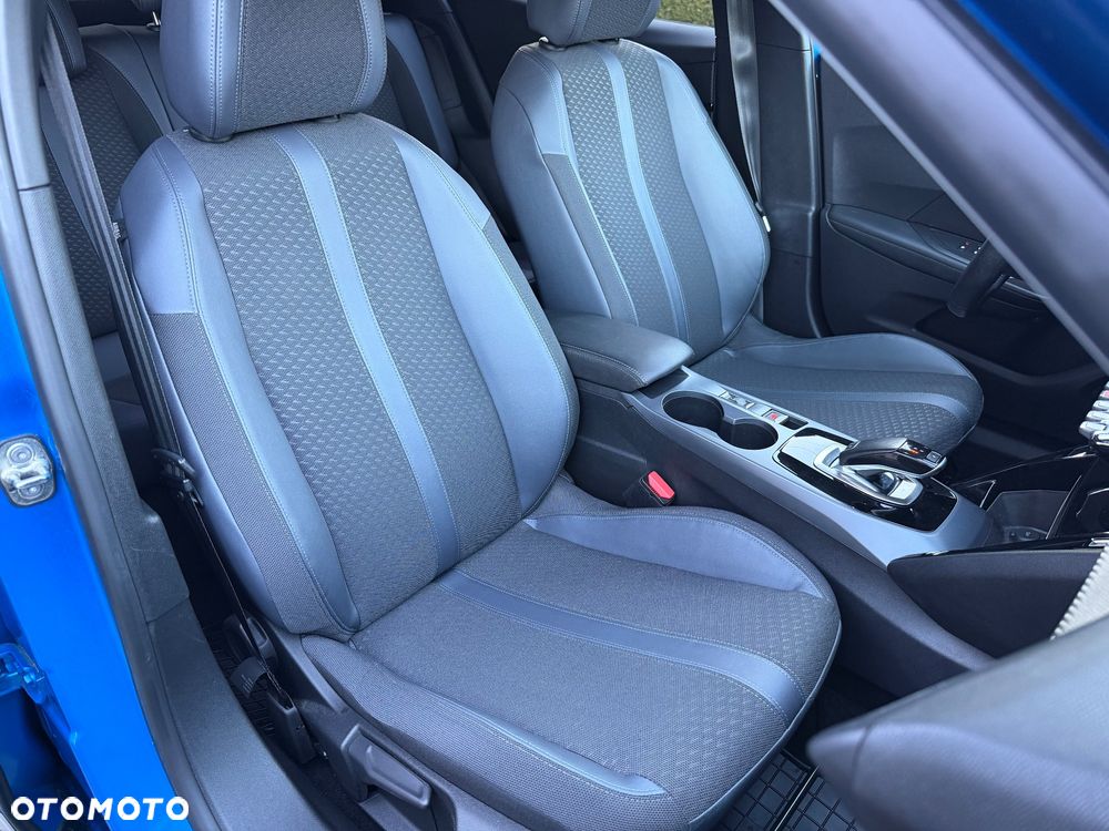 Peugeot 2008 1.5 BlueHDi Allure Pack S&S EAT8 - 14