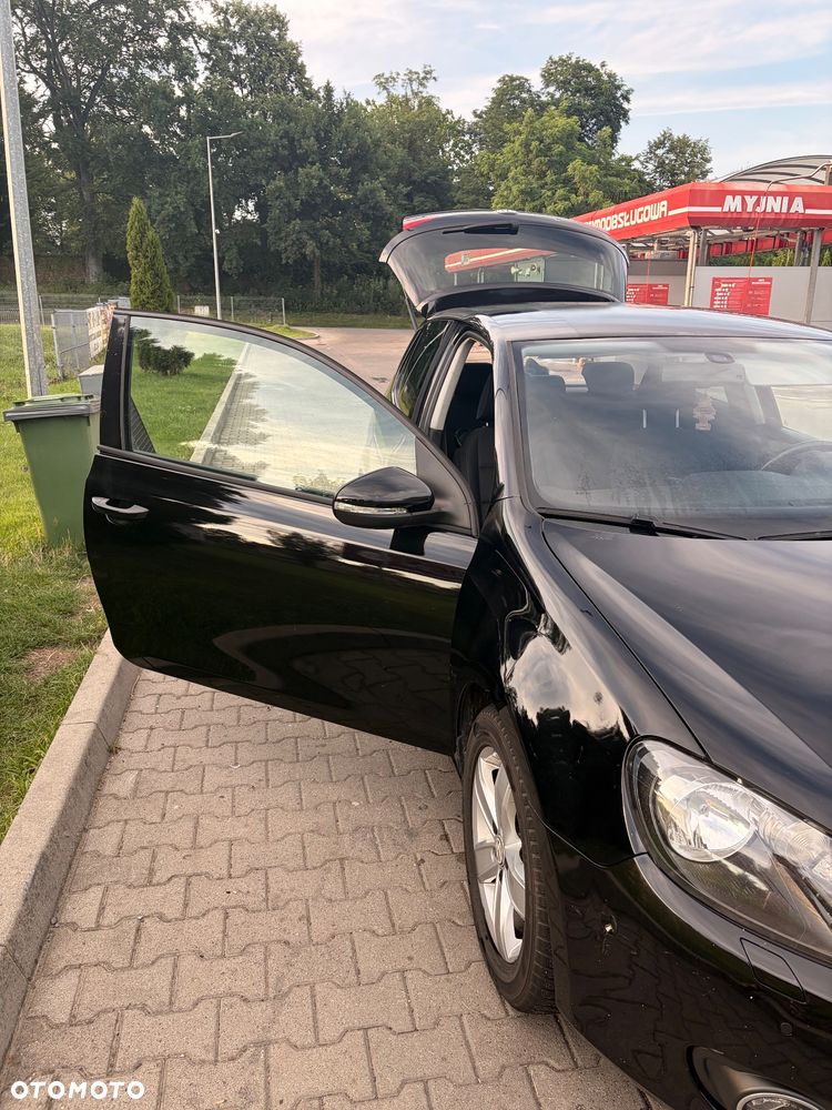 Volkswagen Golf 1.6 TDI Comfortline - 12