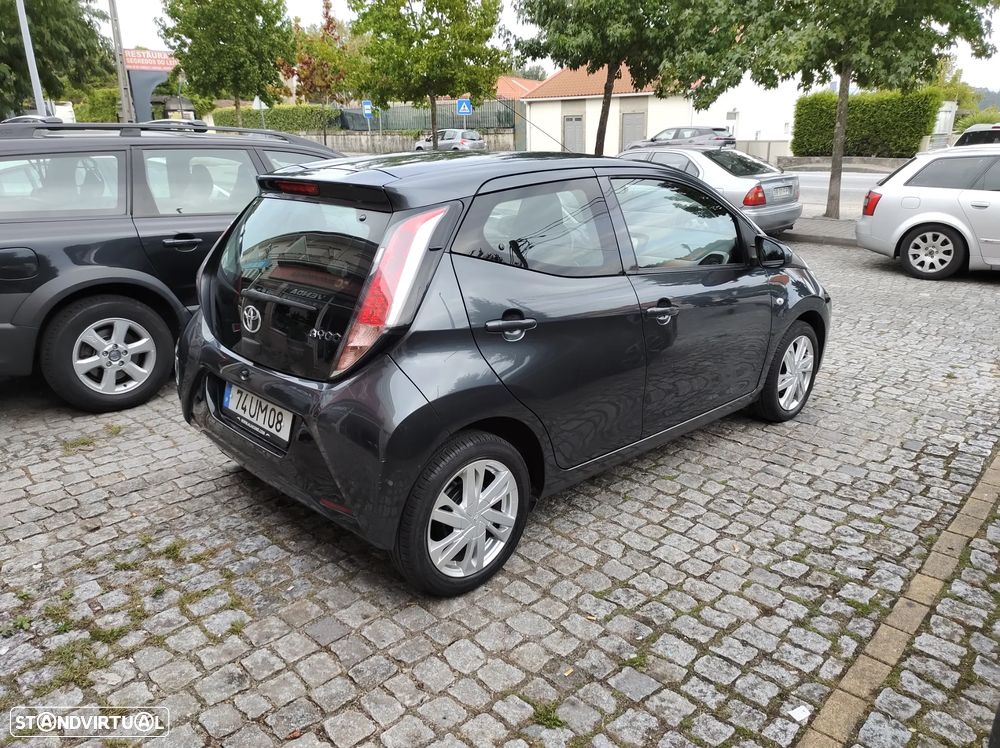 Toyota Aygo 1.0 X-Play Plus+X-Touch - 12