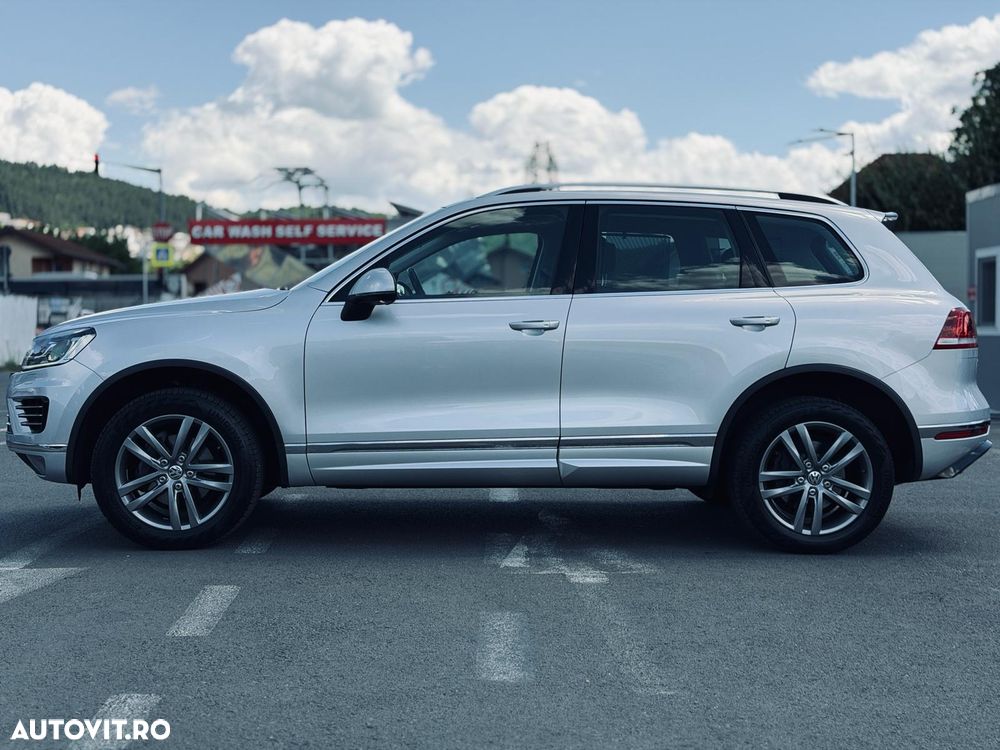 Volkswagen Touareg 3.0 V6 TDI SCR Blue Motion DPF Automatik Terrain Tech Executive Edition - 9