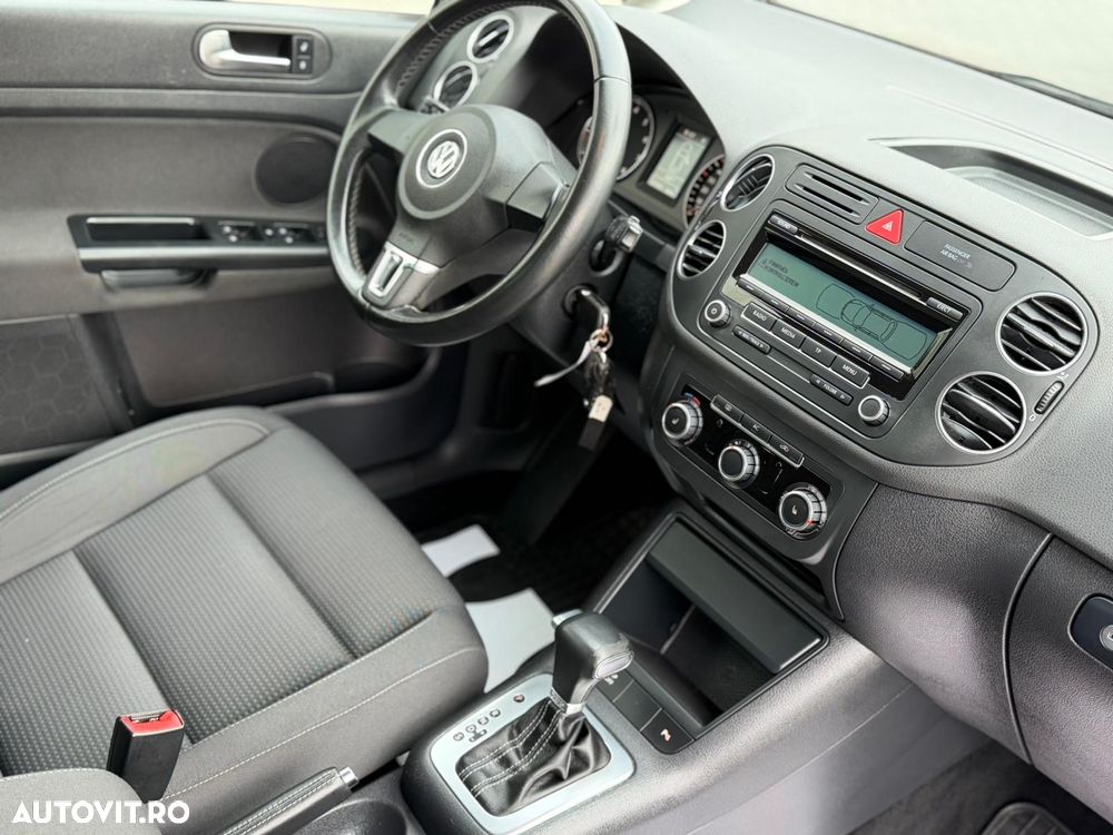 Volkswagen Golf Plus 1.4 Trendline TSI DSG - 17