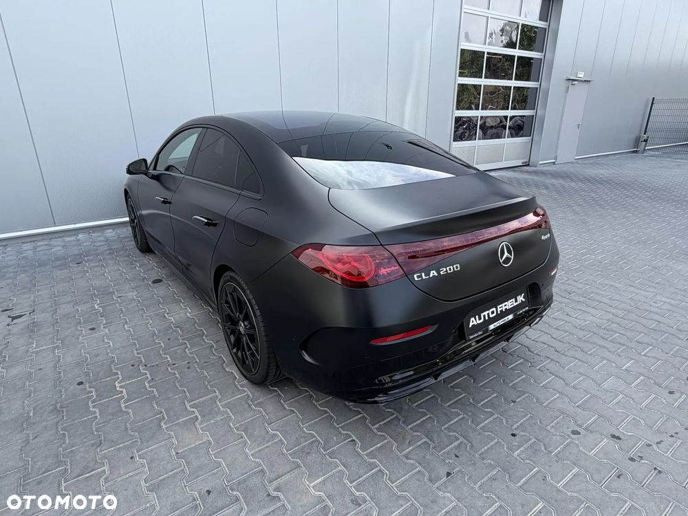 Mercedes-Benz CLA 200 mHEV 4-Matic 8G-DCT - 11