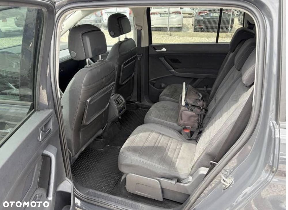 Volkswagen Touran 2.0 TDI BMT Comfortline Plus DSG - 10