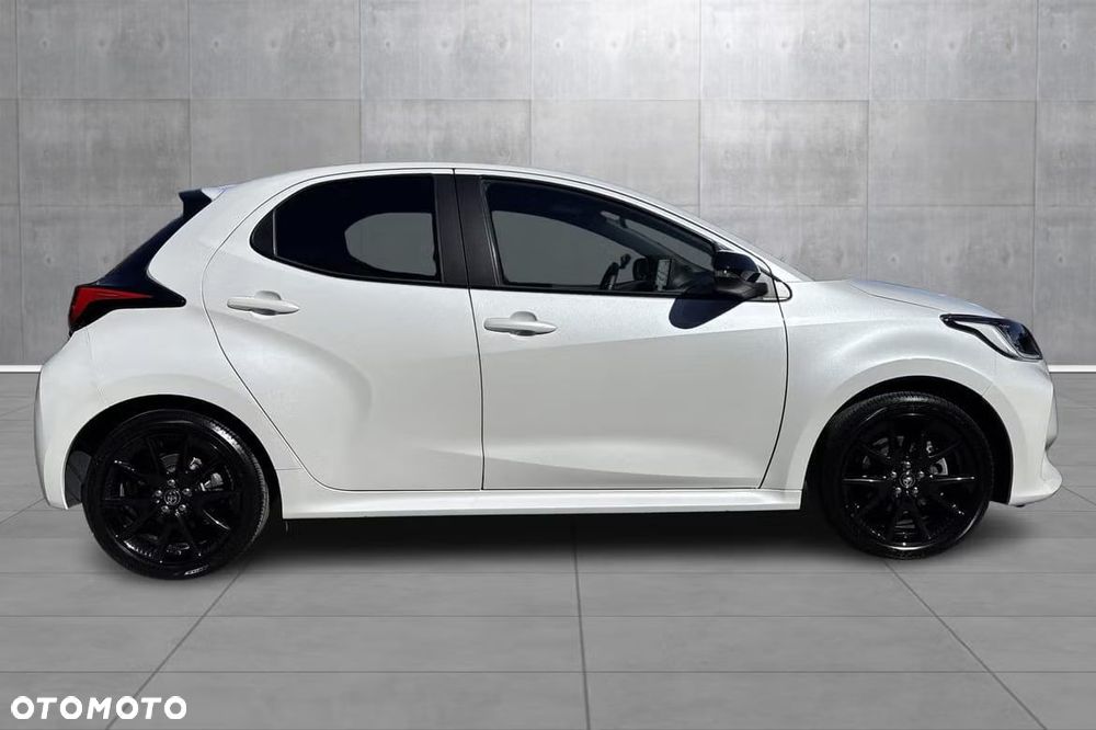 Toyota Yaris Hybrid 1.5 Selection Style - 3