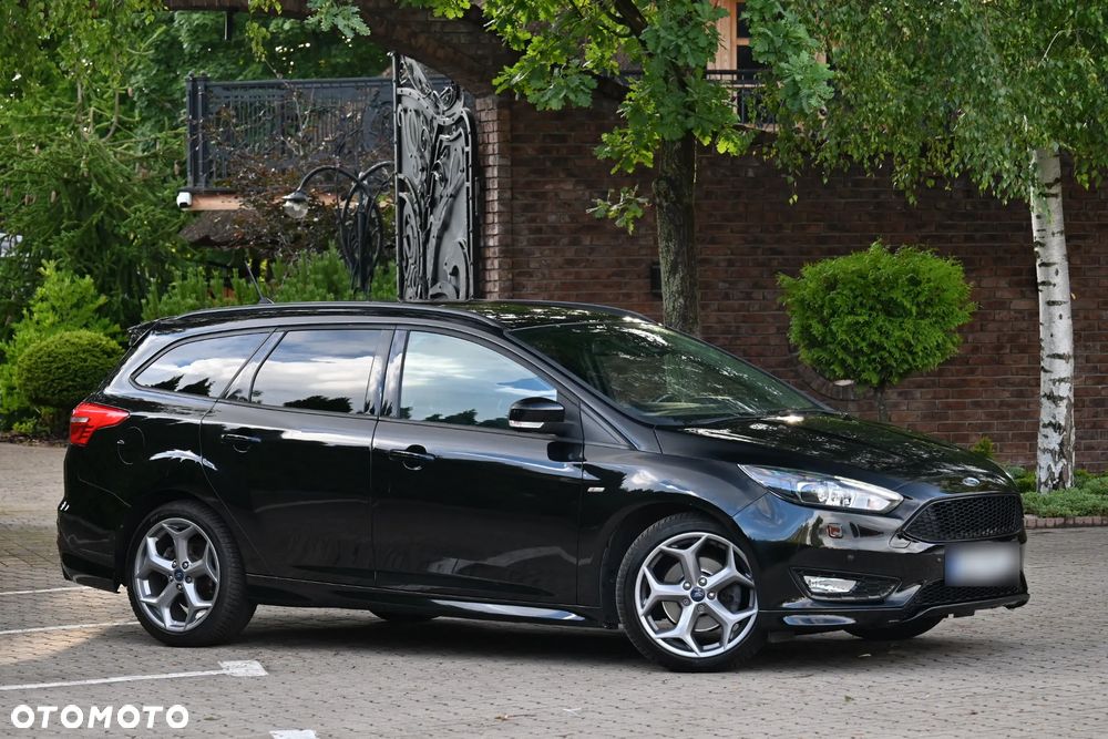 Ford Focus 1.5 EcoBoost Start-Stopp-System ST-LINE - 11