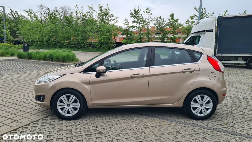 Ford Fiesta 1.0 EcoBoost S&S TITANIUM - 16