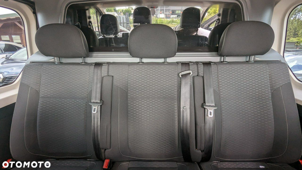 Opel Vivaro - 15