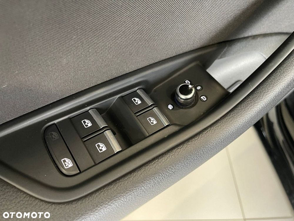 Audi A4 Limousine 35 TFSI mHEV S tronic - 27